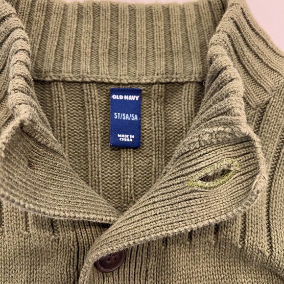 OLD NAVY Boy’s Sweater - Picture 3 of 4